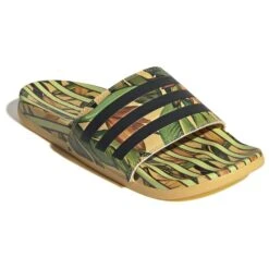 Adidas - Women's Adilette Comfort - Sandales -Magasin De Chaussures D'Extérieur adidas womens adilette comfort sandales detail 4