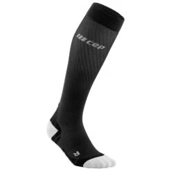 CEP - Run Ultralight Socks - Chaussettes De Compression -Magasin De Chaussures D'Extérieur cep run ultralight socks chaussettes de compression 1