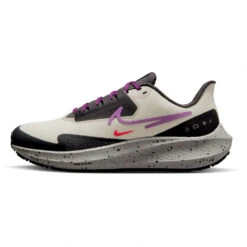Nike - Women's Air Zoom Pegasus 39 Shield - Chaussures De Running