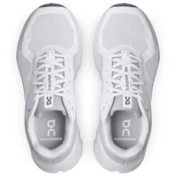 On - Women's Cloudrunner Wide - Chaussures De Running -Magasin De Chaussures D'Extérieur on womens cloudrunner wide chaussures de running detail 5